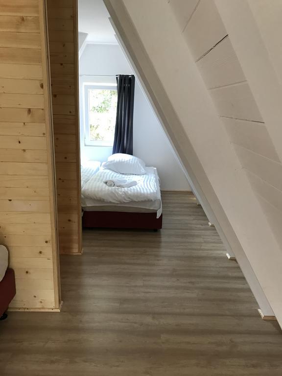 Zielona Noc Casa de hóspedes Dziwnówek Exterior foto